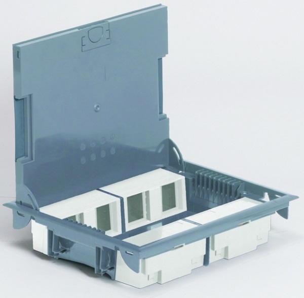 DKC / ДКС 532901 Корпус IP67,300х200х235 (выс.крышки 110),сплшн.стенки,прозр.крыш.